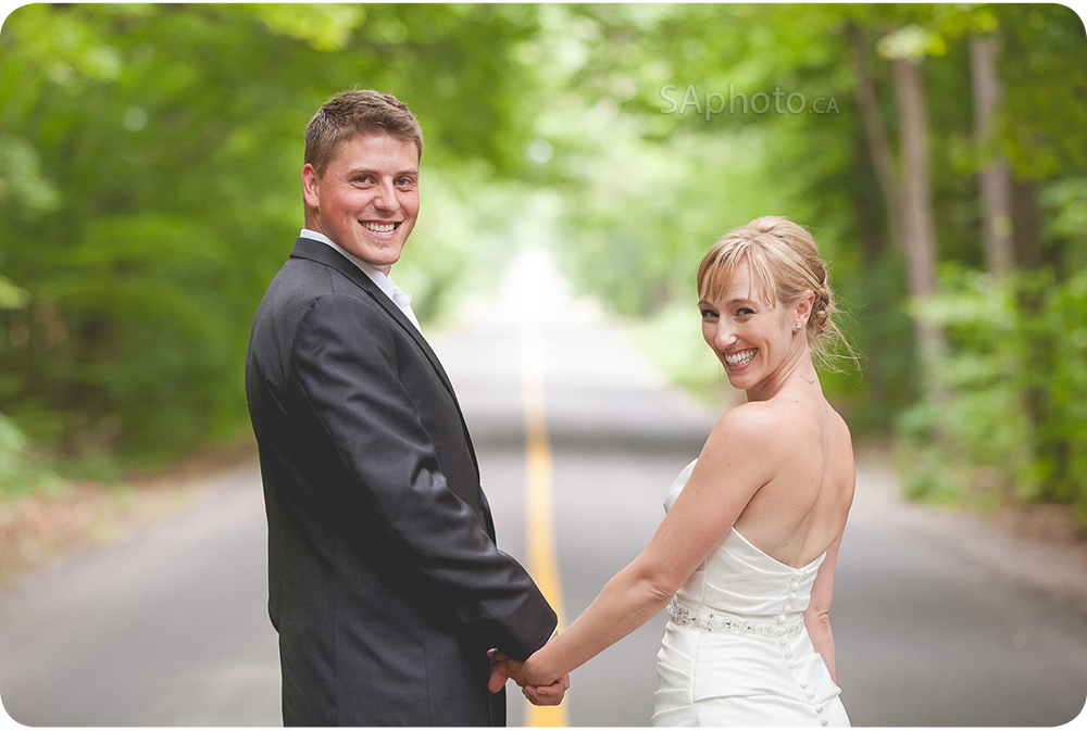 74-bride-and-groom-on-the-road